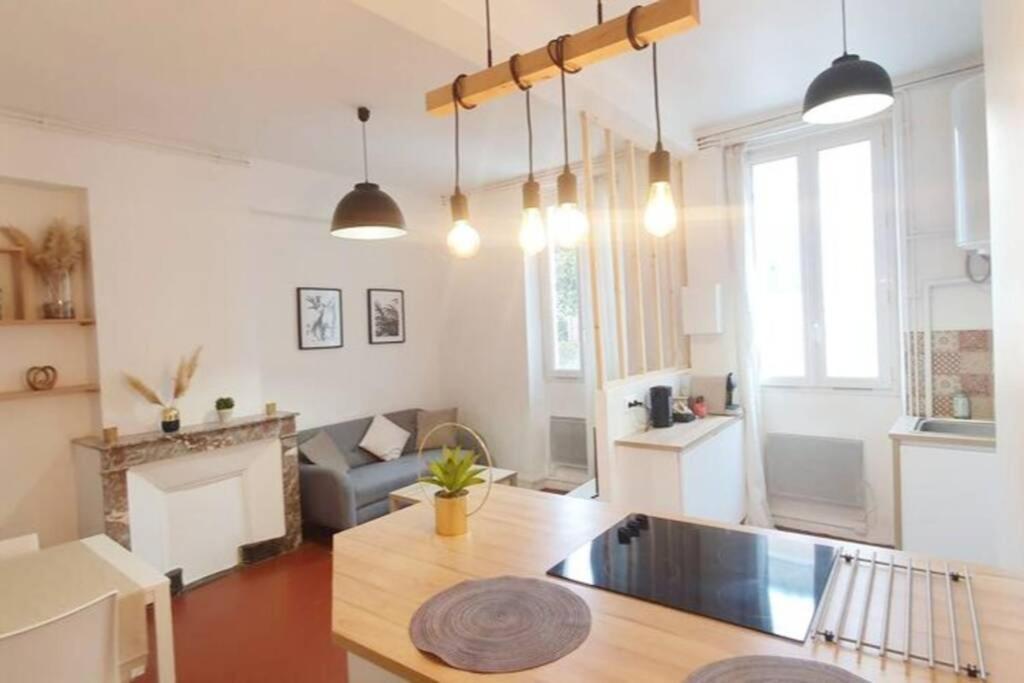 Appartamento T2 Cosy Au Calme,Entree Autonome,Centre Historique Montélimar Esterno foto